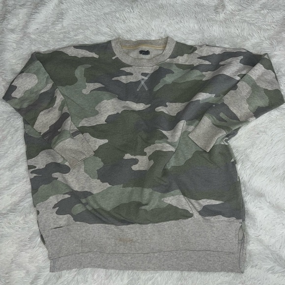 Aerie Camouflage Crewneck Sweatshirt size XS (fits oversized) - Picture 2 of 4